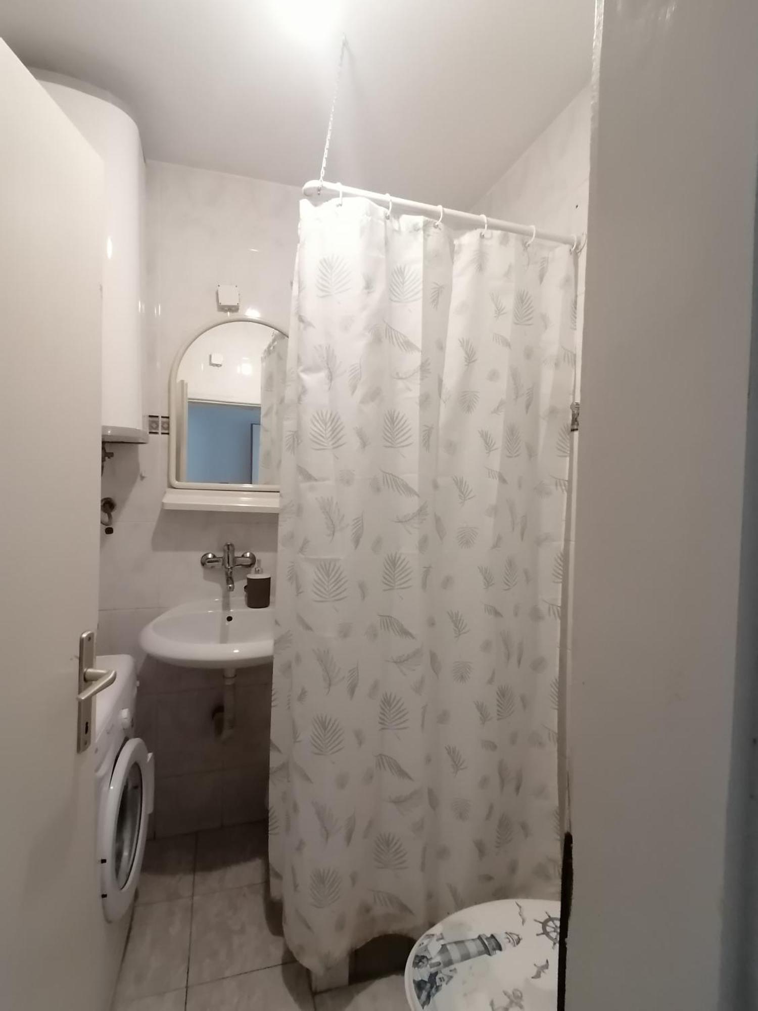 Hostel S Novi Sad Ngoại thất bức ảnh